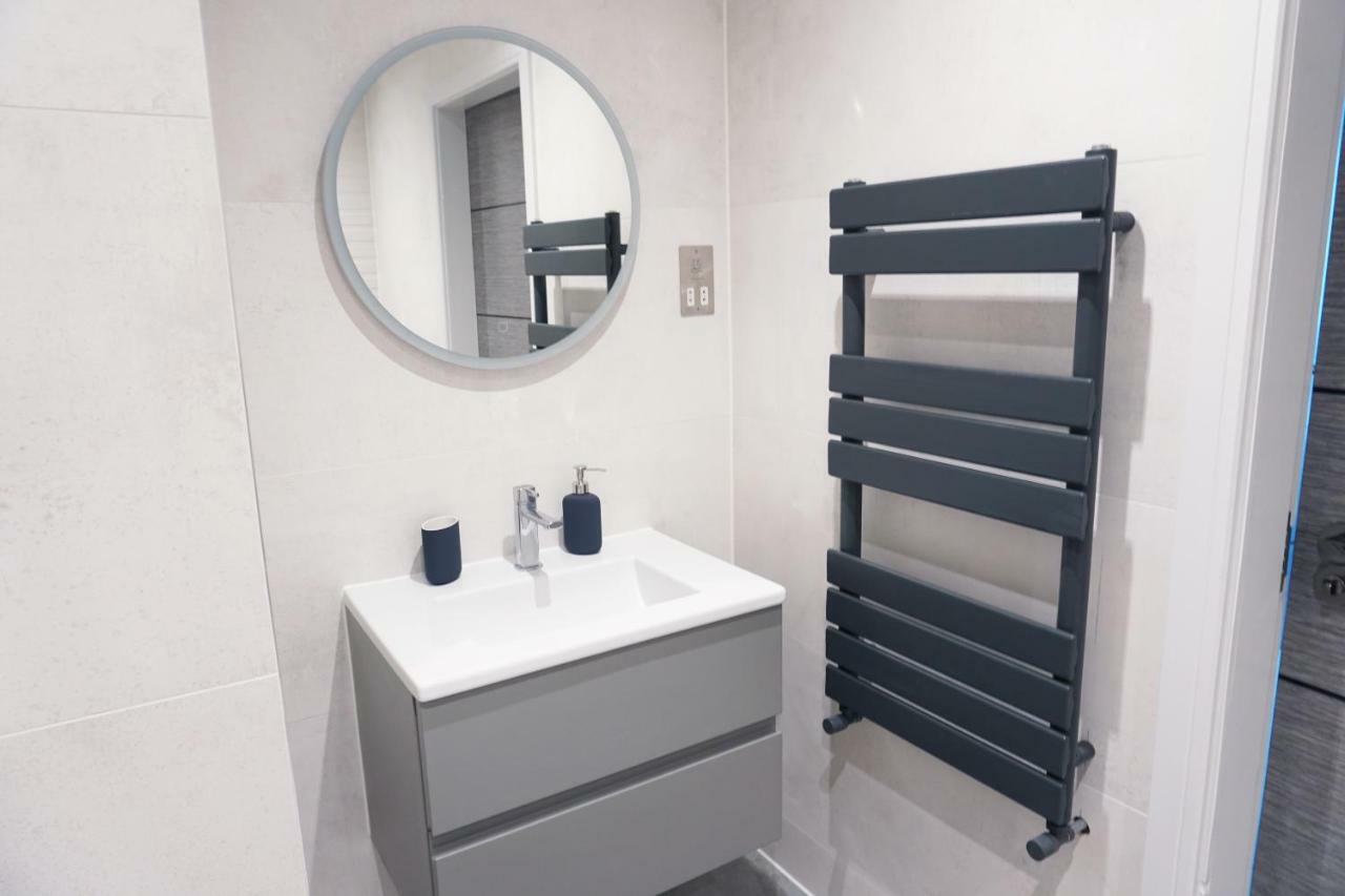 Saltwater Suites At Fistral นิวคีย์ ภายนอก รูปภาพ